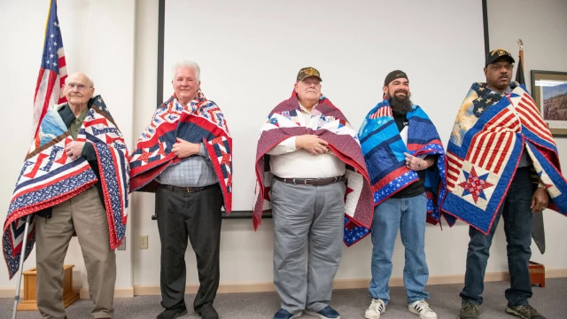 20241112-095909-fe9-News_111124_VeteransCeremony_kc-5