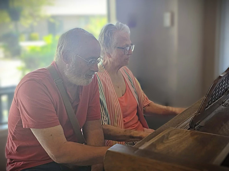 Fun at the piano1